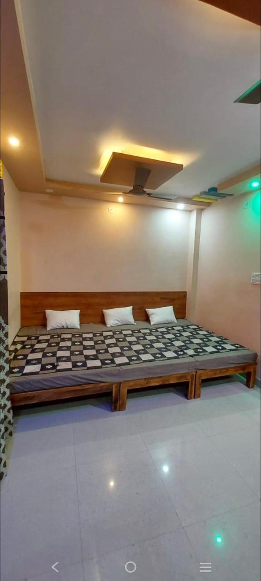 Anant Home Stay Ujaim Exterior foto