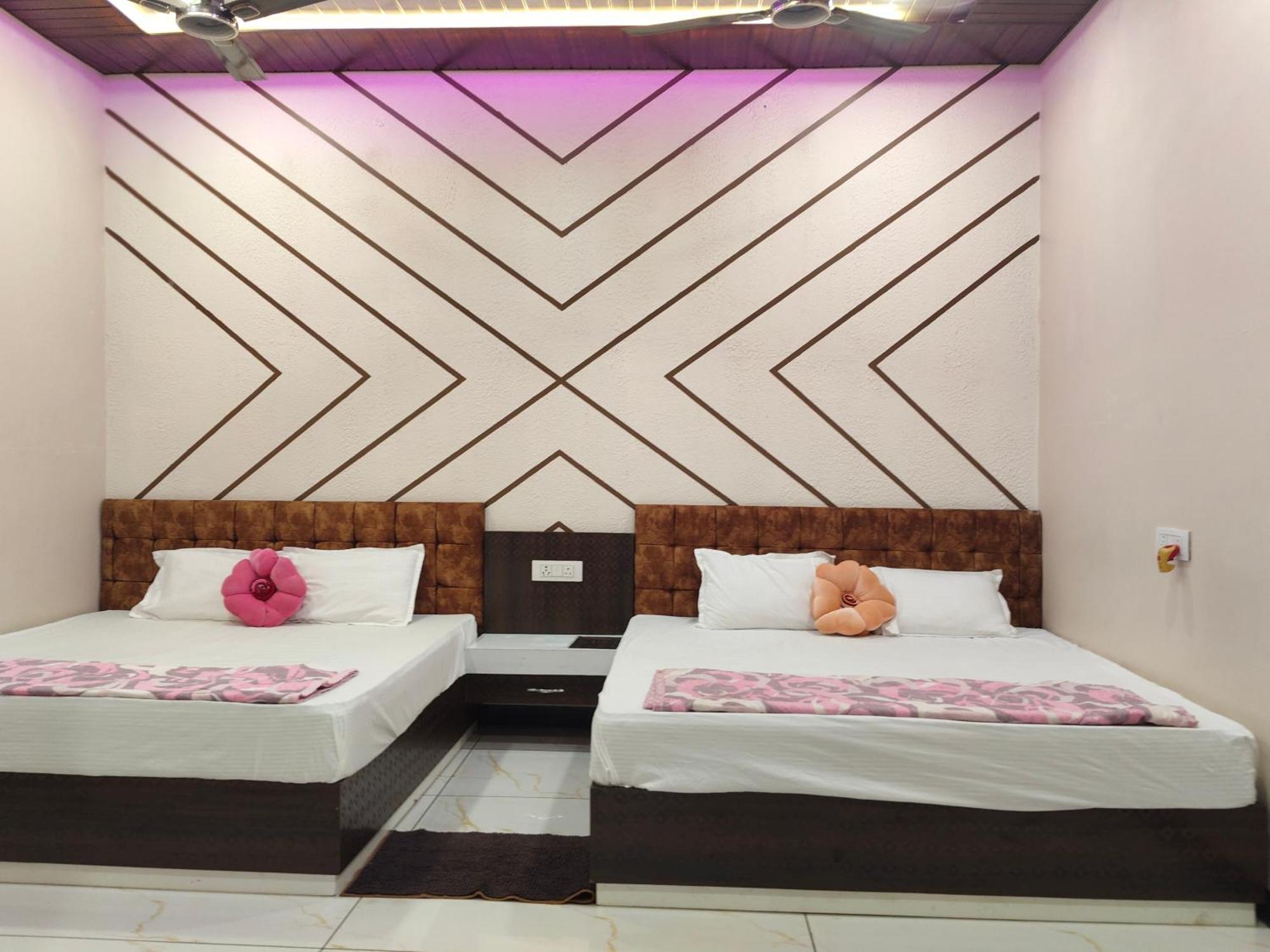 Anant Home Stay Ujaim Quarto foto